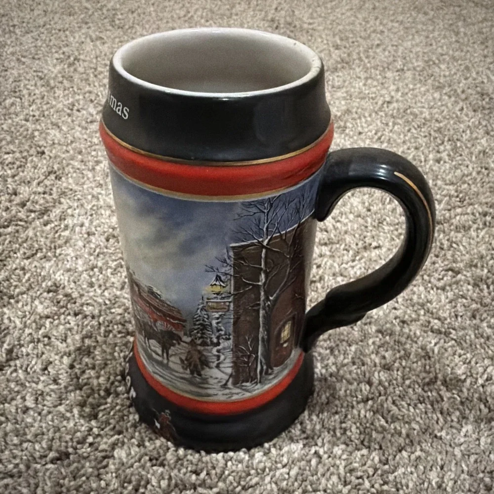 VINTAGE 1992 Budweiser Holiday Collector‎ Beer Stein 